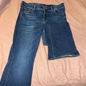 American eagle boot cut Darker wash jeans
